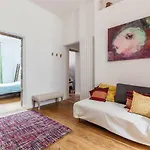 Casa Naoki - Centre Historique Hotel *